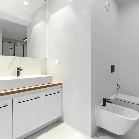 Penthouse Z Widokiem Na Morze 아파트 달로브코