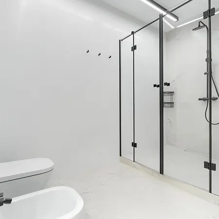 Penthouse Z Widokiem Na Morze * 달로브코